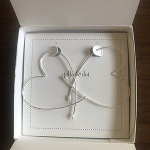 Essential Hammered Heart Hoops